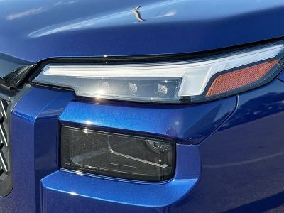 2026 Subaru Outback — photo 9 view