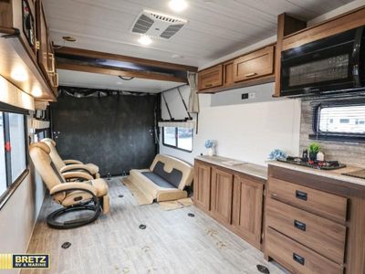2025 Forest River RV Shockwave - Photo 18