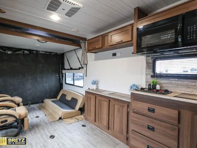 2025 Forest River RV Shockwave - Photo 10