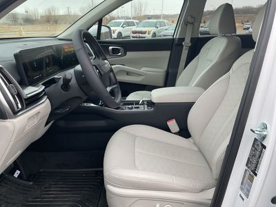 2026 Kia Sorento — photo 9 view