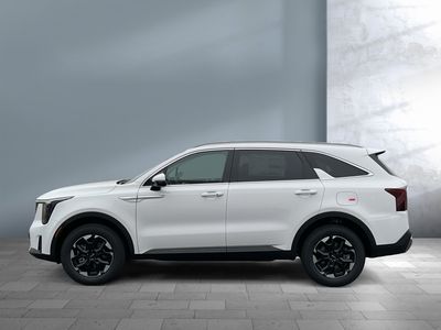 2026 Kia Sorento — rear three-quarter view