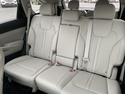 2026 Kia Sorento — photo 18 view