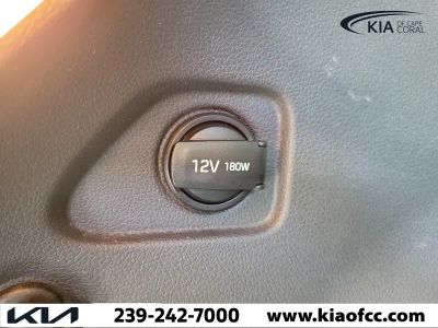 2021 Hyundai Tucson — photo 12 view