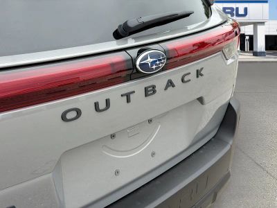 2026 Subaru Outback — photo 11 view