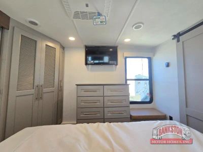 2026 Paradigm 340RL — photo 34 view