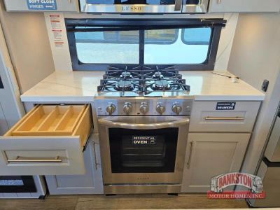 2026 Paradigm 340RL — photo 10 view