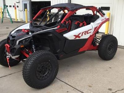 2025 Can-Am Maverick X3 X rc Turbo RR 72 - Photo 2