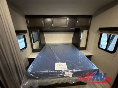 2020 Coachmen RV Spirit Ultra Lite - Photo 16