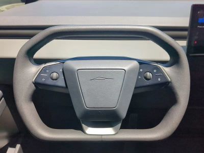 2024 Tesla Cybertruck — photo 29 view