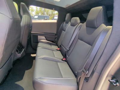 2024 Tesla Cybertruck — photo 14 view