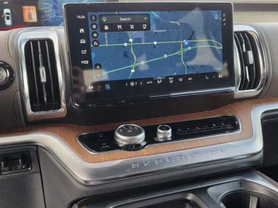 2025 Ford Expedition - Photo 9