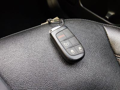 2023 Jeep Compass — photo 15 view