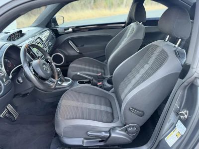 2012 Volkswagen Beetle — photo 15 view