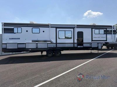 2027 Forest River RV Cherokee Arctic Wolf — photo 10 view
