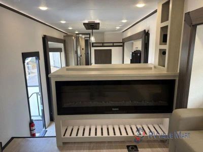 2027 Forest River RV Cherokee Arctic Wolf — photo 20 view