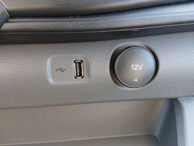 2023 Ford Transit Cargo Van - Photo 17
