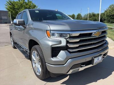 2026 Chevrolet Silverado 1500 — side profile view