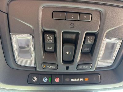 2026 Chevrolet Silverado 1500 — photo 18 view