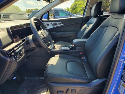 2026 Kia Sportage — photo 11 view