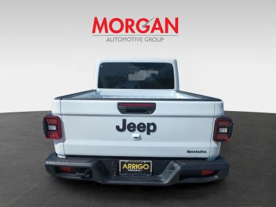 2026 Jeep Gladiator — engine compartment view