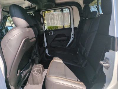 2026 Jeep Gladiator — photo 15 view