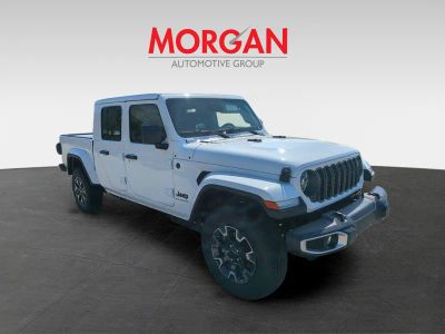 2026 Jeep Gladiator — side profile view
