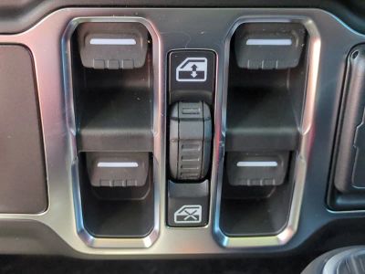 2026 Jeep Gladiator — photo 25 view