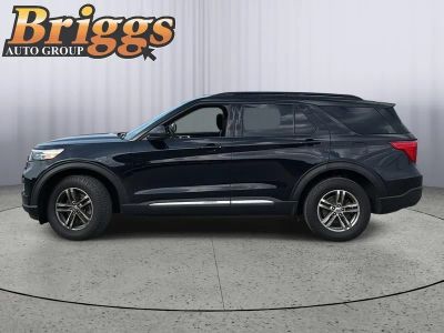 2023 Ford Explorer — interior view