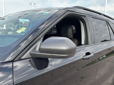 2023 Ford Explorer — detail view