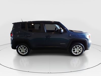 2023 Jeep Renegade - Photo 8