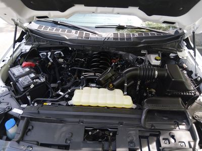 2025 Ford F-150 - Photo 9