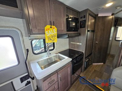 2025 Winnebago Minnie Winnie - Photo 14
