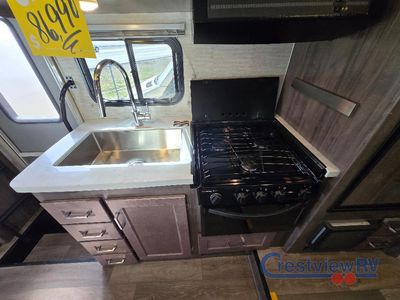 2025 Winnebago Minnie Winnie - Photo 17