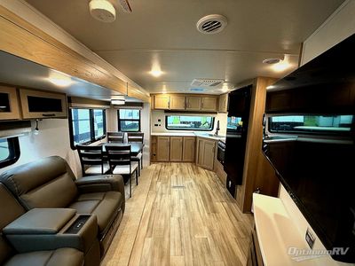 2024 Forest River Flagstaff Super Lite - Photo 4