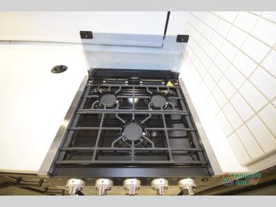 2023 Coachmen RV Mirada - Photo 33