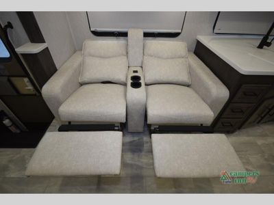 2023 Coachmen RV Mirada - Photo 28