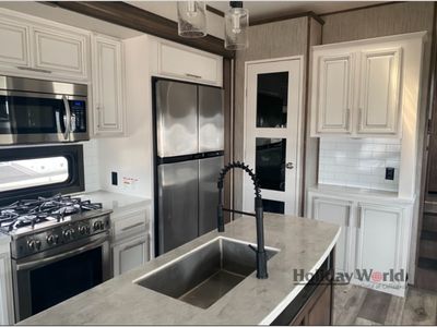 2021 KZ Durango Gold - Photo 5