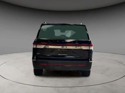 2024 Lincoln Navigator — detail view