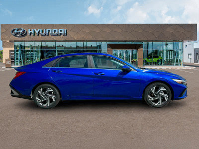 2025 Hyundai Elantra - Photo 45