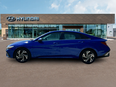 2025 Hyundai Elantra - Photo 39