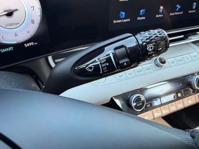 2025 Hyundai Elantra - Photo 15