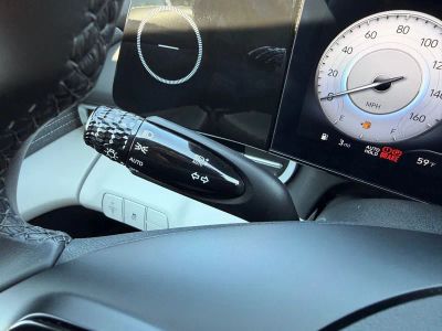 2025 Hyundai Elantra - Photo 16