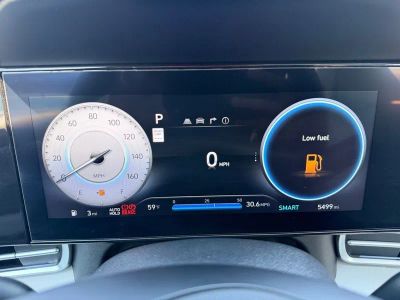 2025 Hyundai Elantra - Photo 13