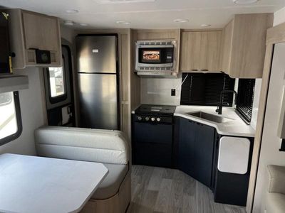 2025 Winnebago Minnie - Photo 10