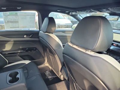2026 Kia K5 — photo 28 view