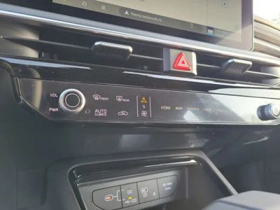 2026 Kia K5 — photo 18 view