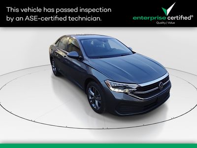 2024 Volkswagen Jetta SE Auto — front three-quarter view