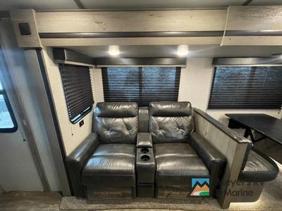 2020 Keystone RV Outback Ultra Lite - Photo 9