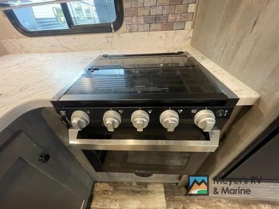 2020 Keystone RV Outback Ultra Lite - Photo 16