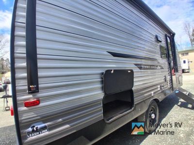 2026 Coachmen RV Catalina Summit Series 7 - Photo 5